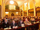 durante il culto di apertura